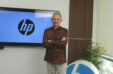 Bertemu CEO HP Enrique Lores, Ramah dan "Melokal" Pakai Batik