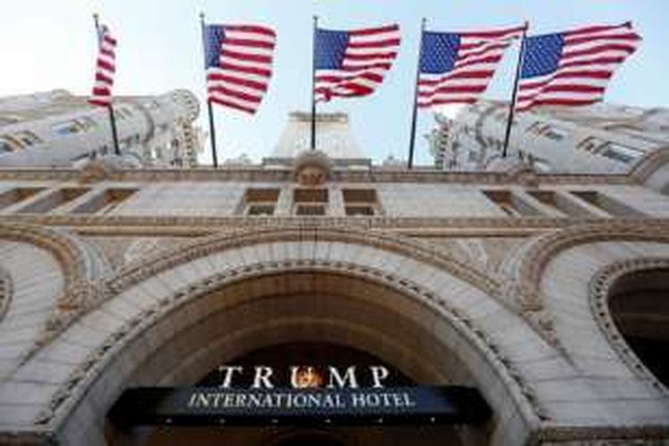 Manajemen Trump International Hotel melakukan 