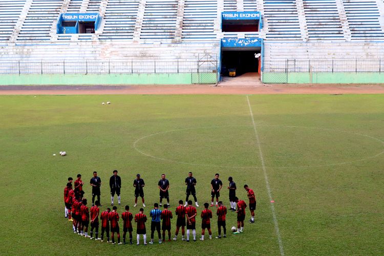 Arema FC persiapan latihan rutin untuk persiapan Liga 1 2023-2024 di Stadion Gajayana Kota Malang, Selasa (23/5/2023) sore.