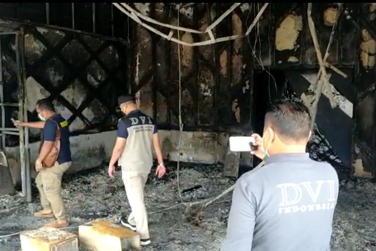 Tim DVI olah TKP diskotik Double O