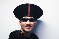 Profil Rama Aiphama, Penyanyi Tahun 90-an yang Bergaya Nyentrik