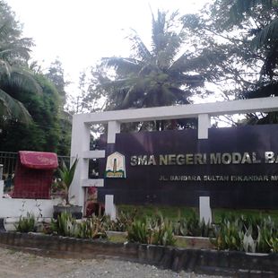 SMA NEGERI MODAL BANGSA