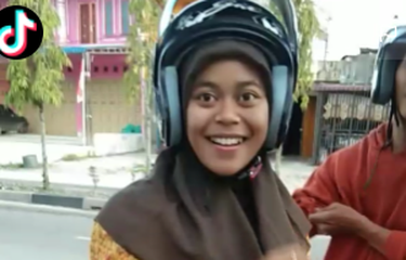 Viral di TikTok Perempuan Mirip Lesti Kejora, Senyumnya Disebut ...