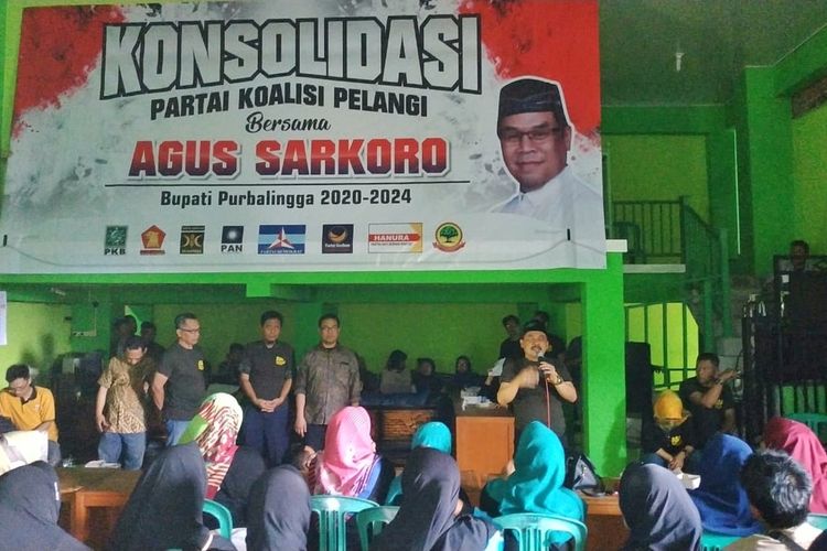 Bakal calon bupati Purbalingga, Agus Sarkoro melakukan konsolidasi partai koalisi pelangi di Aula Kantor DPC PKB Purbalingga, Minggu (23/2/2020).