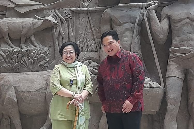 Ketua Umum PDI-P Megawati Soekarnoputri dan Menteri BUMN Erick Thohir di Gedung Sarinah, Jakarta Pusat, Senin (13/6/2022).