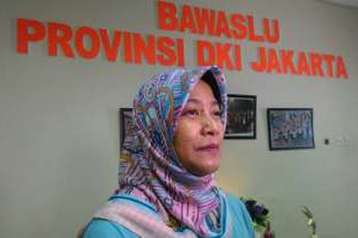 Ketua Bawaslu DKI Jakarta, Mimah Susanti, di Kantor Bawaslu DKI, Sunter Agung, Jakarta Utara, Kamis (17/11/2016).