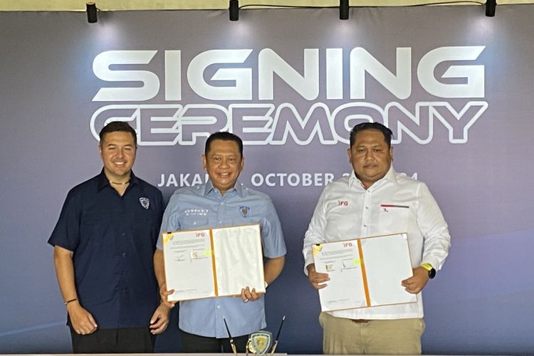 Ikatan Motor Indonesia (IMI), bersama Indonesia Financial Group (IFG), Jasa Raharja, Jasaraharja Putera Insurance (JRP-Insurance), dan Wuling Maju Motor Group akan melangsungkan acara penandatanganan kerja sama strategis guna memperkuat komitmen terhadap menghadirkan perlindungan dan keselamatan masyarakat dalam berkendara di jalan umum. 