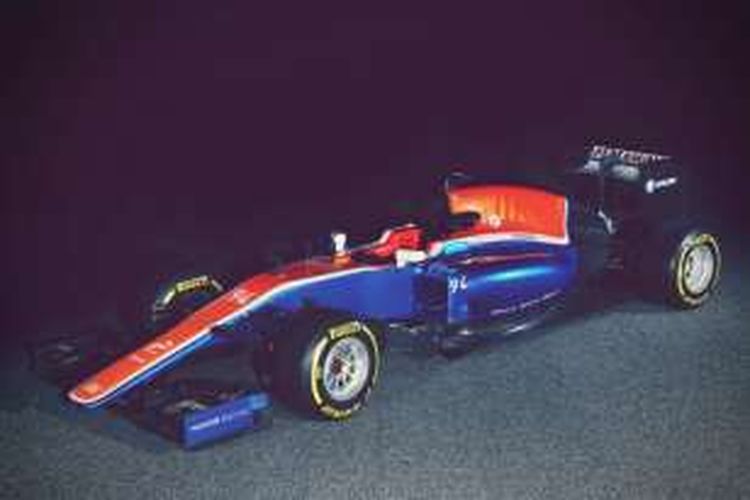 Mobil Manor Racing diluncurkan pada tes pramusim di Sirkuit de Catalunya, Barcelona, Senin (22/2/2016).