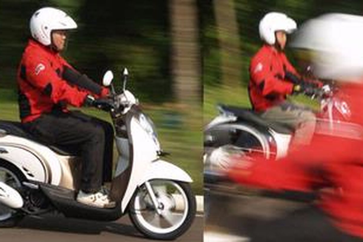 Skutik Honda Scoopy dicoba wartawan di trek pabrik Honda, Karawang.