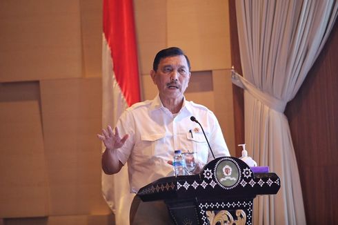 Luhut Minta Semua Proses Administrasi Lego Jangkar Dilakukan Online