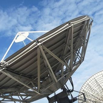 Ilustrasi satelit