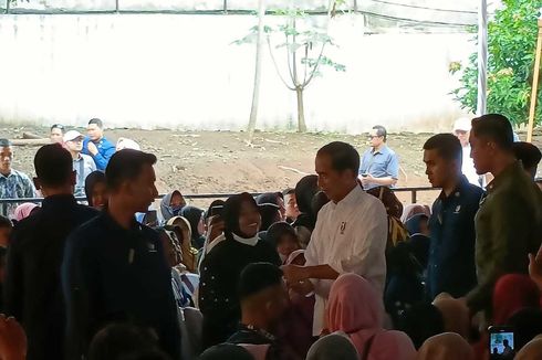 Salurkan Bantuan Pangan di Serang, Jokowi Ungkap Cara Hadapi Harga Cabai Mahal
