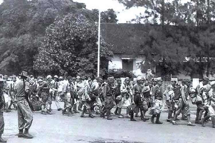 Pasukan Jepang usai mengalami kekalahan di Semarang