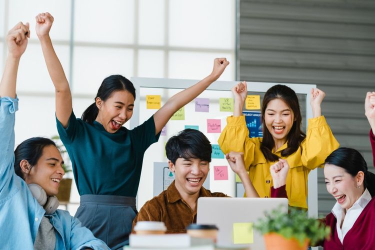 80 Pantun Semangat Kerja yang Inspiratif, Bikin Lebih Produktif dan Termotivasi