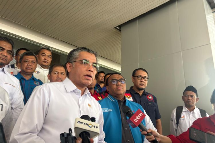 Draft RUU Ketenagakerjaan Bikin Buruh Kecewa, Menaker Janji Bawa Aspirasi ke DPR