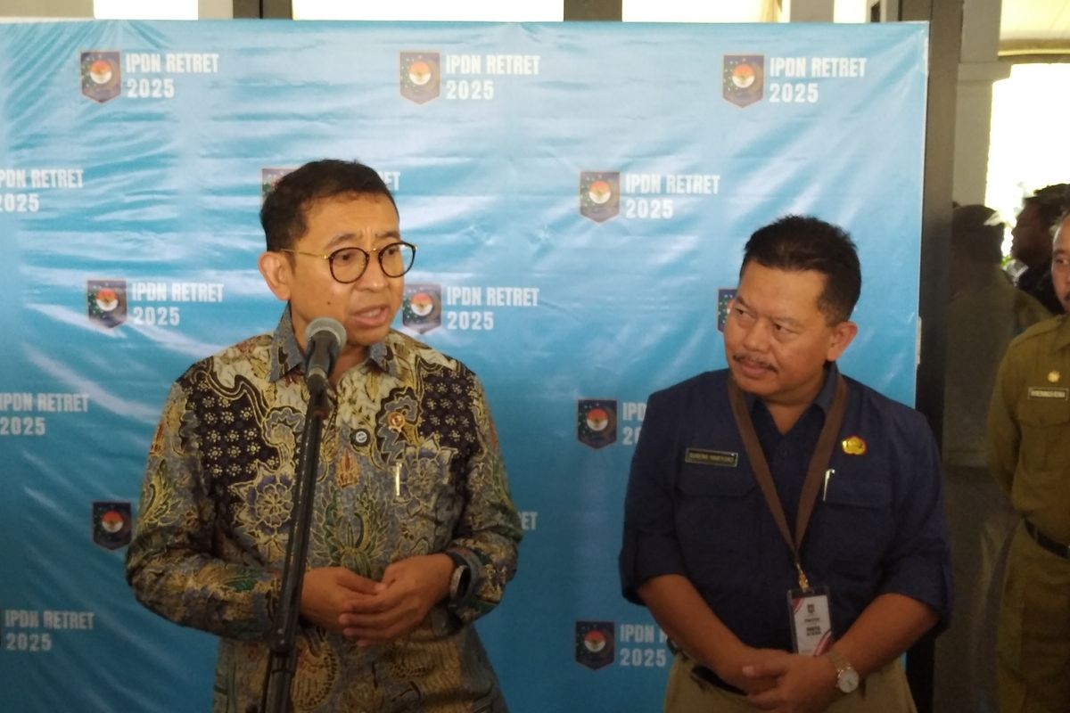 Menteri Kebudayaan Fadli Zon setelah memberi pembekalan kepada 86 kepala daerah peserta retret gelombang kedua di Kampus IPDN Jatinangor, Kabupaten Sumedang, Jawa Barat, Selasa (24/6/2026).