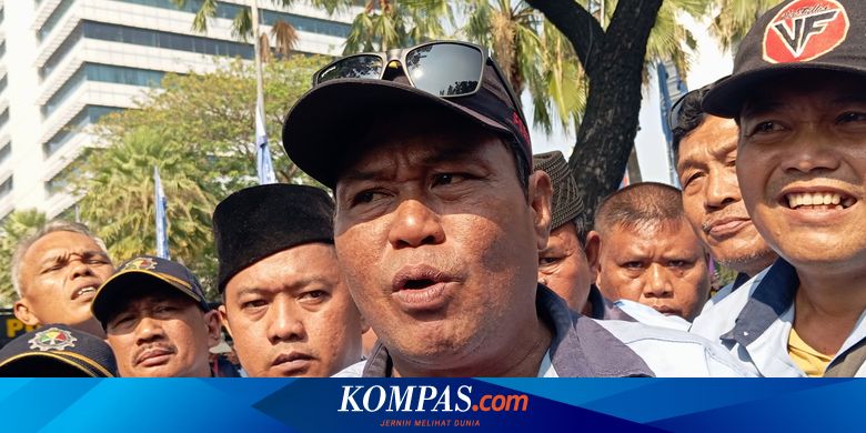 Demo di Balai Kota, Sopir JakLingko Keluhkan Tak Terima Gaji "Full" karena Jakarta Macet