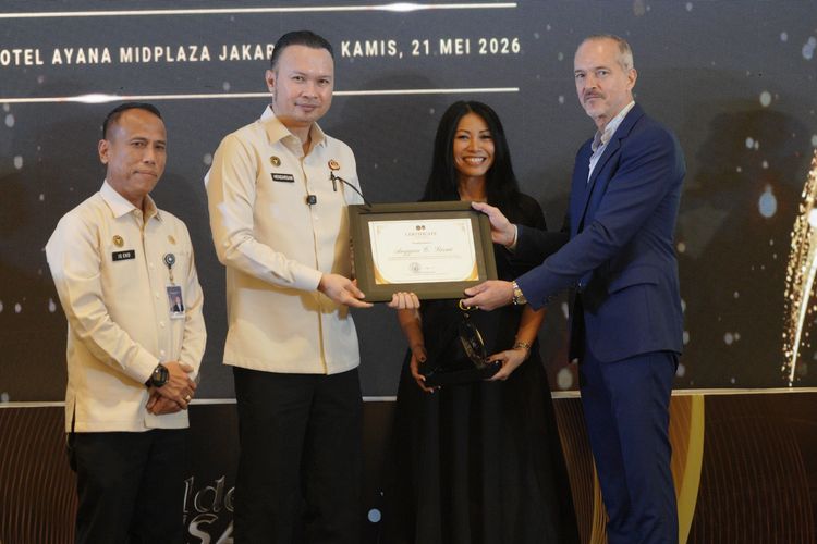 Direktorat Jenderal (Ditjen) Imigrasi mencatat tiga negara dengan jumlah pemegang Golden Visa Indonesia terbanyak. Mereka adalah Amerika Serikat (AS), China, dan Taiwan. Sebanyak 160 orang AS telah mengantongi Golden Visa, diikuti oleh China dengan 147 orang, serta Taiwan di posisi ketiga dengan 110 orang.