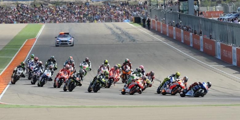 Para pebalap MotoGP  memulai balapan dengan memacu motor di Sirkuit MotorLand pada GP Aragon, Minggu (30/9/2013). Artikel ini menyajikan profil sirkuit MotorLand Aragon.