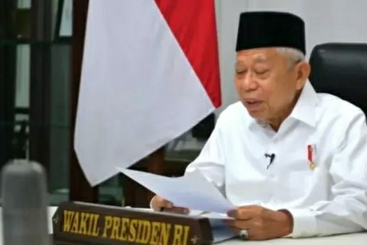 Wakil Presiden Ma'ruf Amin memberikan arahan pada peresmian panen perdana kelapa sawit dan peninjauan santripreneur di Kabupaten Rohil, Riau, yang berlangsung secara virtual, Jumat (3/9/2021).