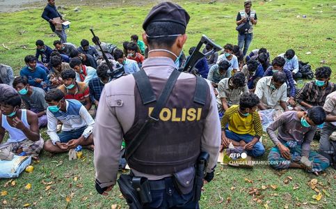 Over 1,000 Rohingya Refugees Landed in Indonesia’s Aceh in 2020-2022: Foreign Ministry