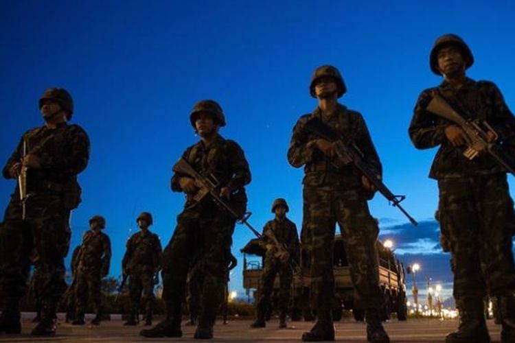 Perang Jilid 2 dengan Kamboja Meluas, Thailand Resmi Berlakukan Jam Malam 3 Perang Jilid 2 dengan Kamboja Meluas, Thailand Resmi Berlakukan Jam Malam