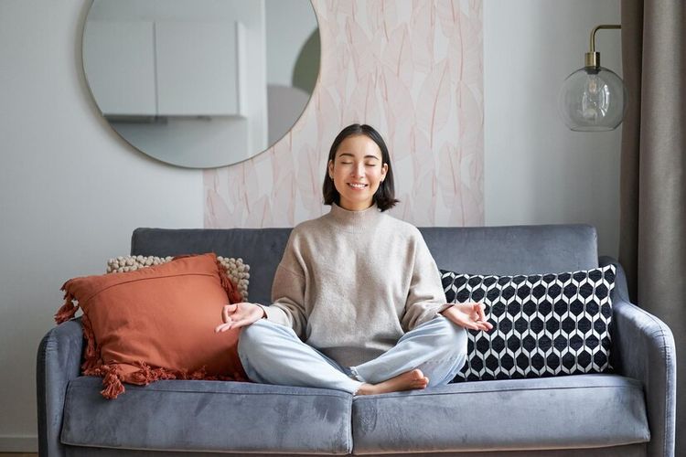 Meredakan Kecemasan dengan Latihan Mindfulness