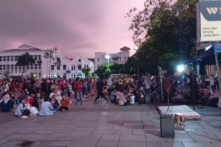 Libur Lebaran, Pengunjung Kota Tua Melonjak hingga 23.000 Orang per Hari