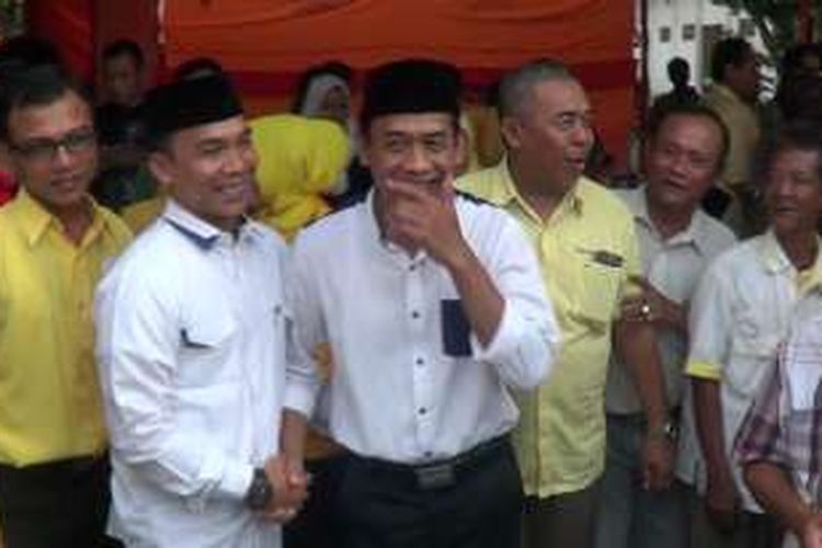 Wihaji dan Suyono Bakal Calon Bupati dan Wakil bupati Batang, Jawa Tengah, bersama kader dan simpatisan partai Golkar dan PPP