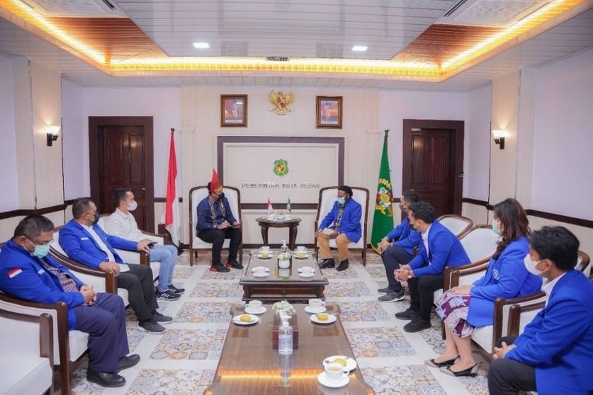 Wali Kota Medan Bobby Nasution menerima kedatangan pengurus GAKMI.