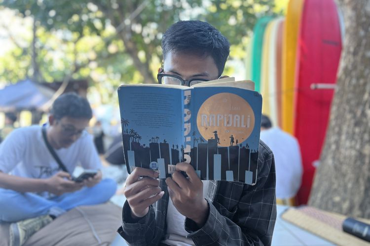 Rapijali Bawa Pembaca Menelusuri Jejak Ping hingga ke Batukaras Pangandaran