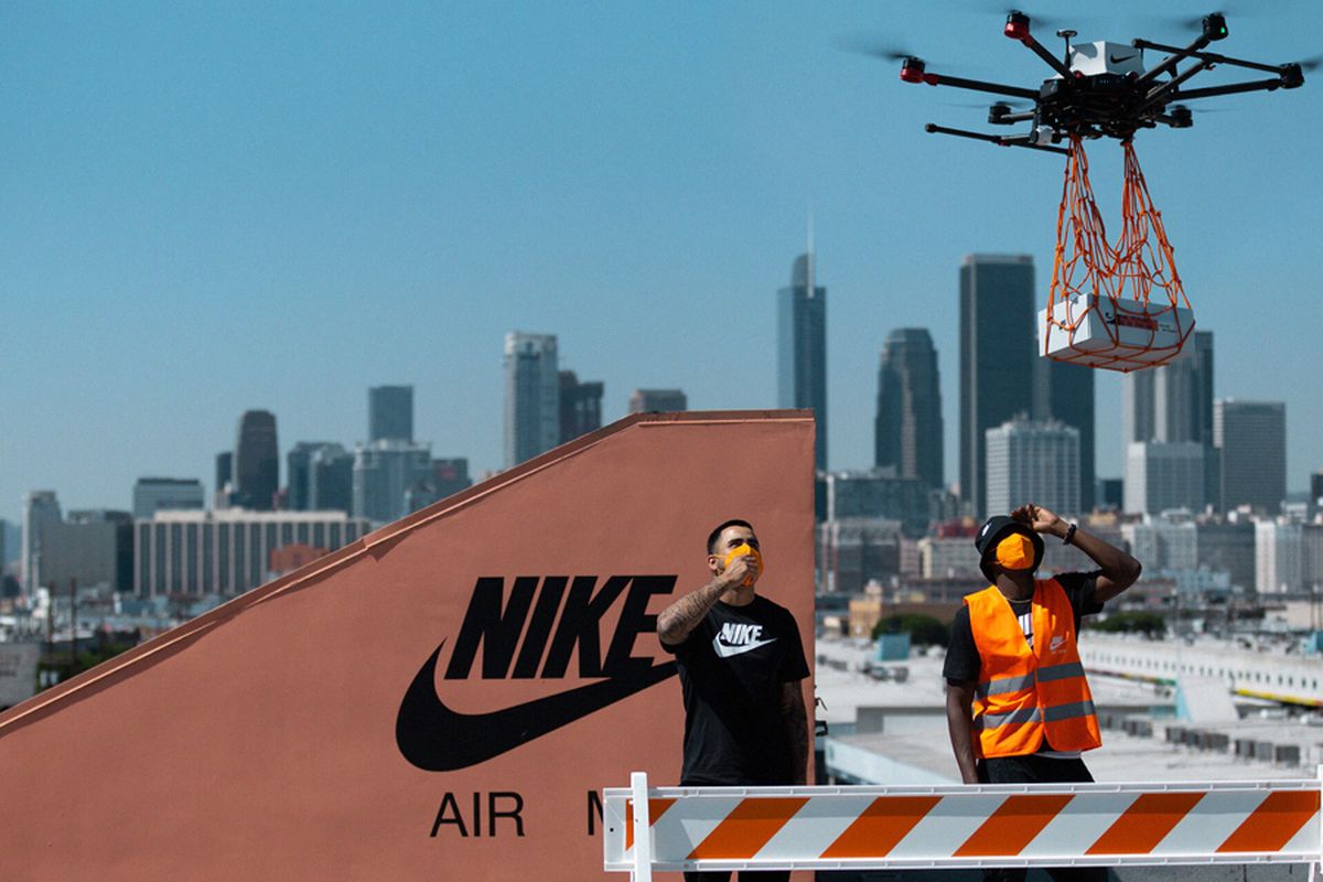 Nike gunakan drone untuk antarkan sepatu Air Max ke pelanggan