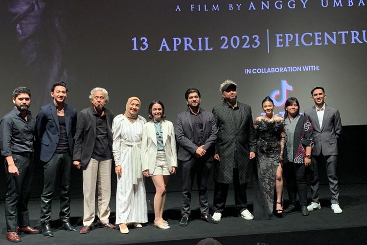 Para cast dan sutradara film Khanzab dalam acara press screening di kawasan Epicentrum, Jakarta Selatan, Kamis (13/4/2023).