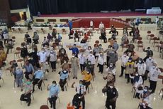 Masuk Rekor Muri, 3.300 Orang Divaksin Massal di Yogyakarta
