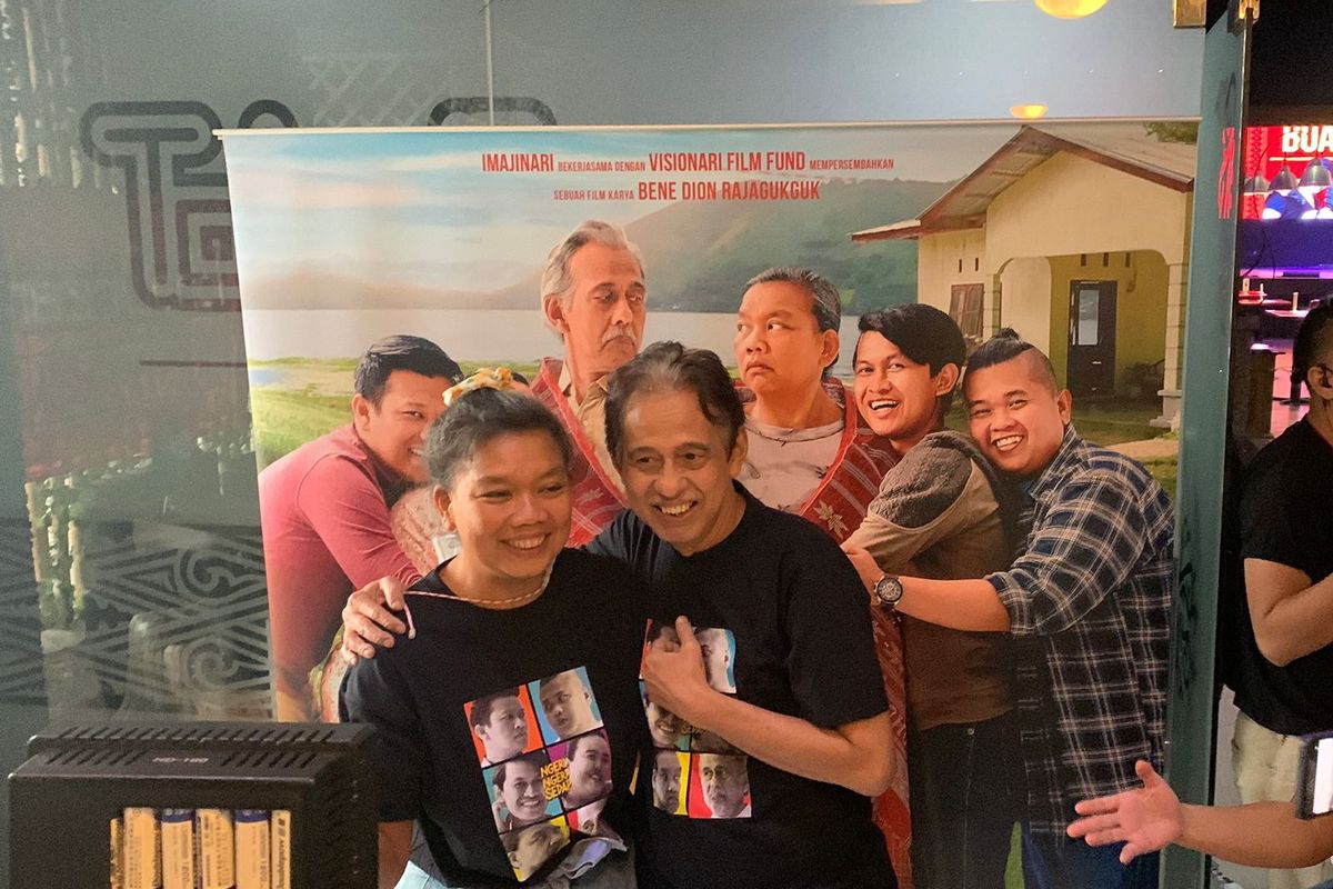 Ayol tezda yechinadi Porno hayotiy vaziyatlar