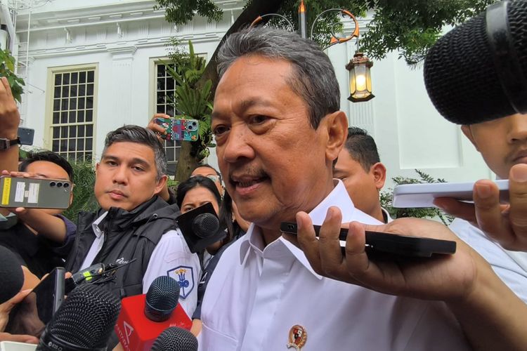 Menteri Trenggono Sebut Stok Ikan Cukup Sampai Juni