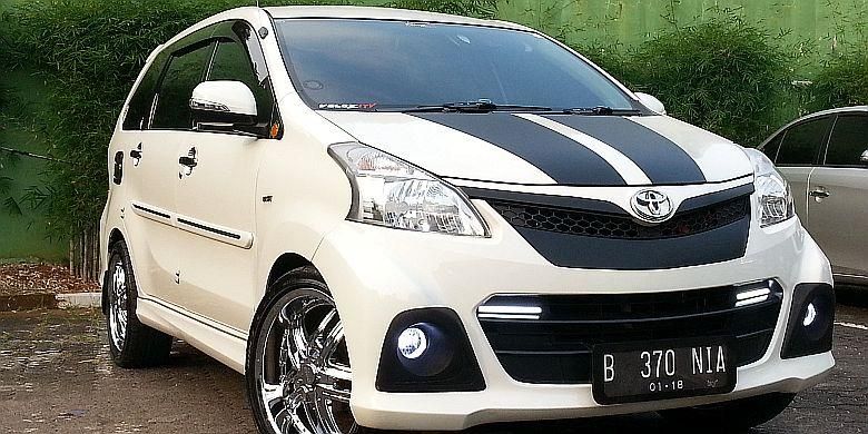 Gambar Inspirasi 92+ Mobil Avanza Modifikasi Velg Racing Gratis Terbaru