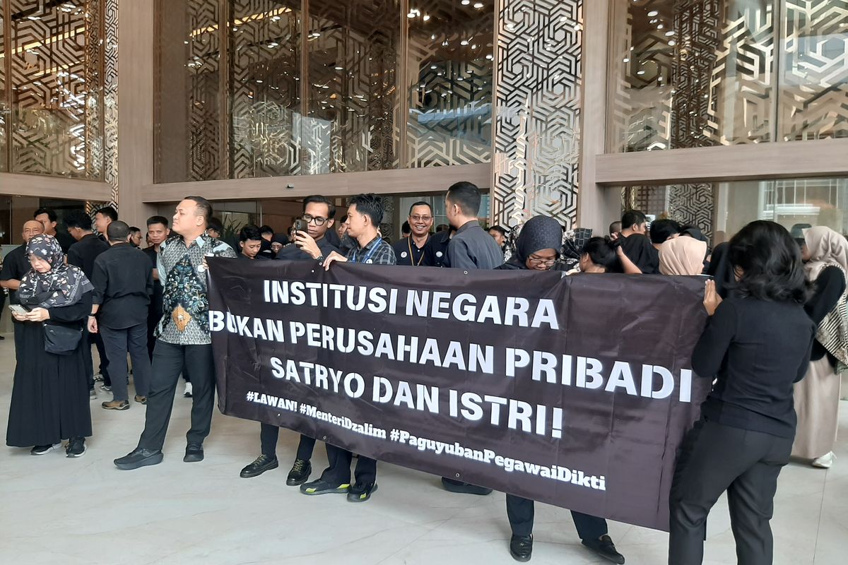 Mengapa Menteri Dikti Satryo Brodjonegoro Didemo Pegawainya?