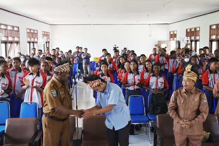 Sharing session mengenai Palapa Ring Timur kepada siswa-siswa SMK di Papua. 