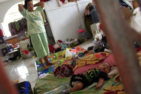 Kisah Seorang Ibu Selamatkan Bayinya dari Terjangan Banjir