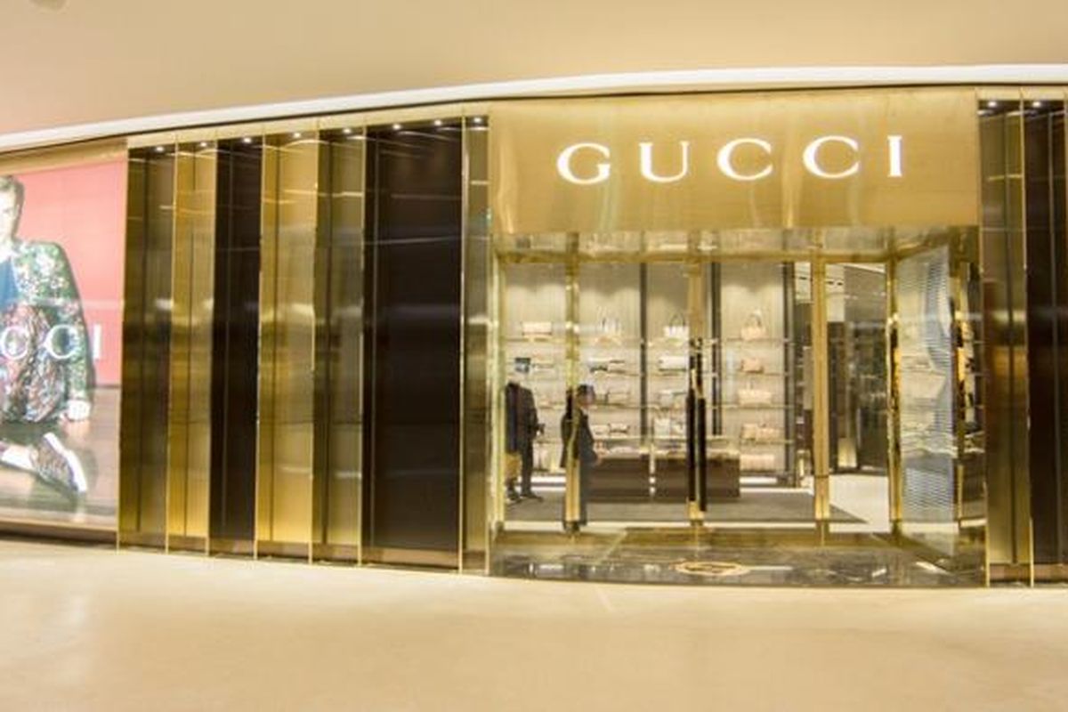 Gerai Gucci di Central Embassy, Bangkok, Thailand. 