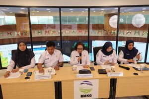 Beredar Isu Gempa Susulan Besar Malam Ini di Sikka, BMKG: Hoax