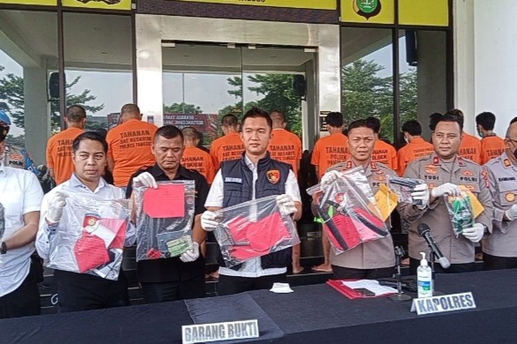 Marak Terjadi Pencurian Motor, Polres Tangerang Selatan Tangkap 11 Tersangka. Pengungkapan Kasus Itu Dirilis di Mapolres Tangsel pada Senin (18/7/2022) 