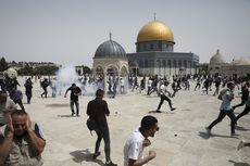 Polisi Israel dan Warga Palestina Bentrok Lagi di Masjid Al-Aqsa