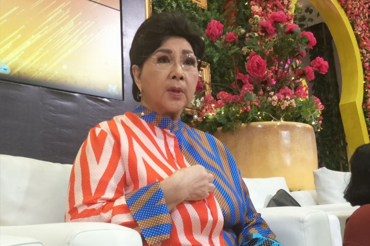 Titiek Puspa dalam acara Beautifying Indonesia di Lippo Mall Puri, Jakarta Barat, Sabtu (10/3/2018) sore. 