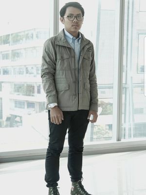 Kemeja Super Non-Iron dari Uniqlo