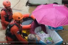 Banjir 3 Meter Tenggelamkan Rumah di Cawang, Bayi dan Lansia Dievakuasi