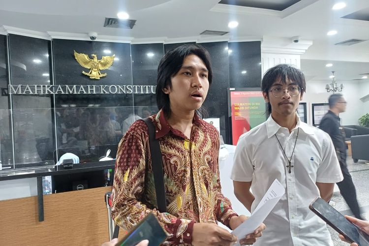 Mahasiswa Penggugat UU TNI Minta MK Objektif