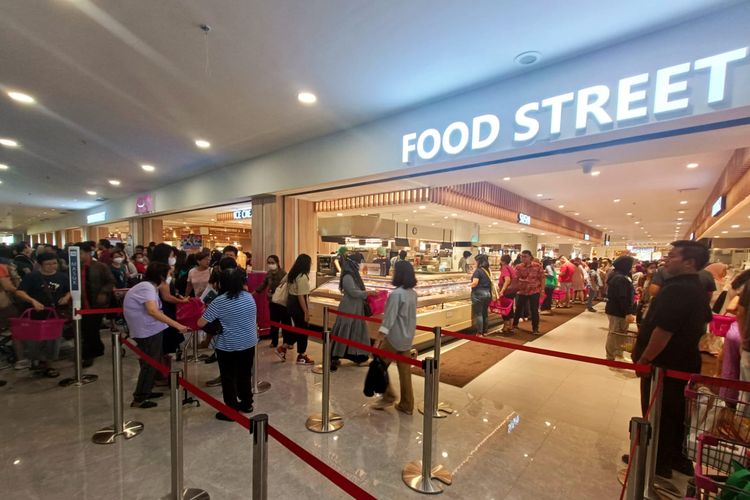 Pembukaan Aeon store di Mal Alam Sutera