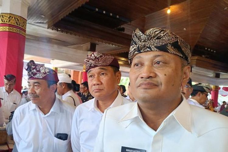 Bupati Gianyar menetapkan nilai Pajak Bumi dan Bangunan Pedesaan dan Perkotaan (PBB-P2) naik menjadi sebesar 700 persen hanya untuk sektor usaha.